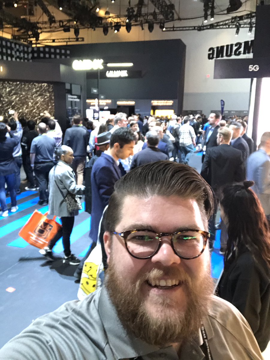 MnBrPg's tweet photo. #samsung #SamsungCity #SamsungCES2019 https://t.co/WhjGYDnfmK