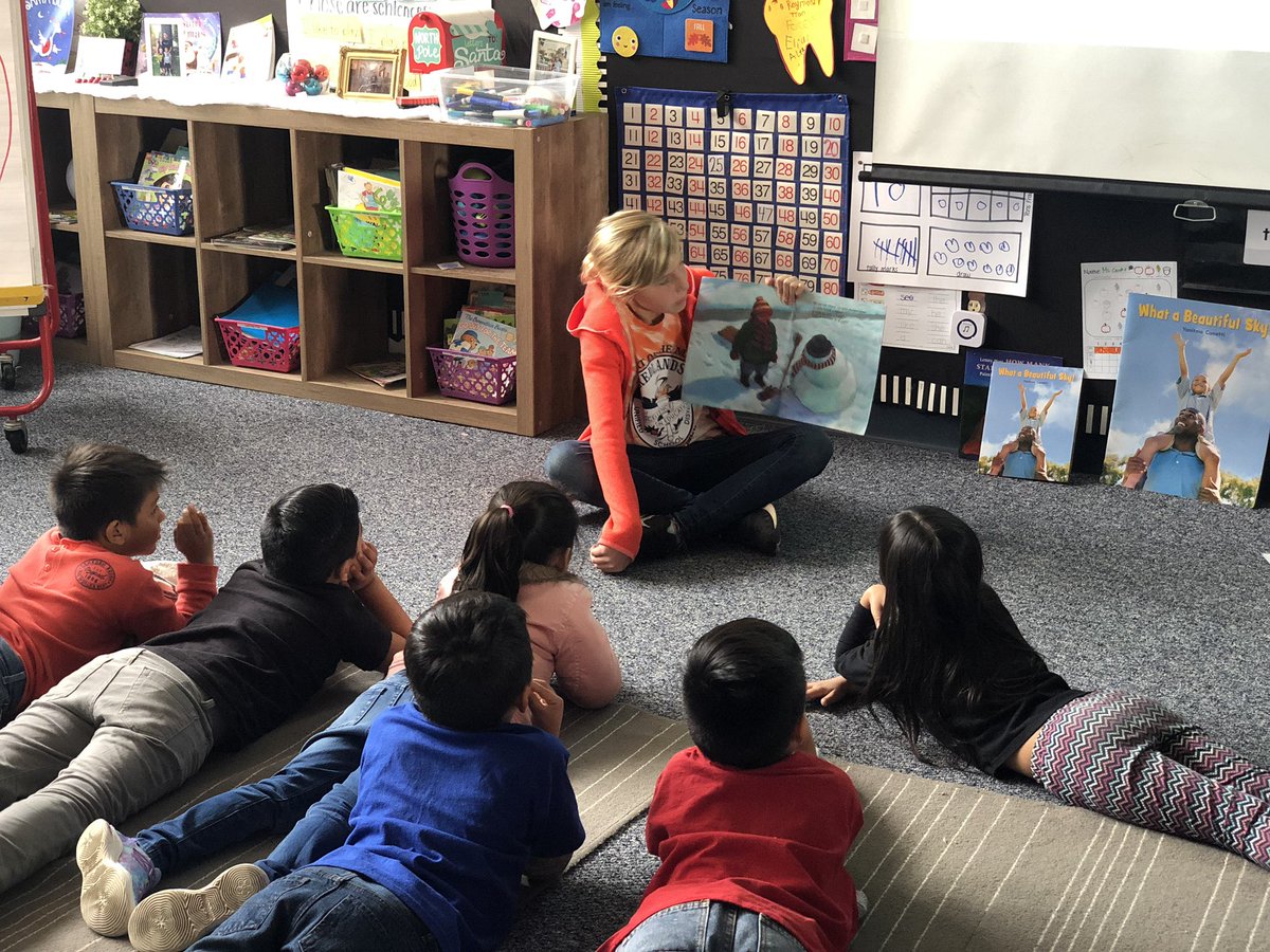 MsCardozaK4's tweet photo. K-4 kids are enjoying story time with our AMAZING Roaring Leaders. #everyoneispartoftheprdie #lugonialions #k4readytoroar #peerleaders #happyfriday https://t.co/oLcTUEAUe2