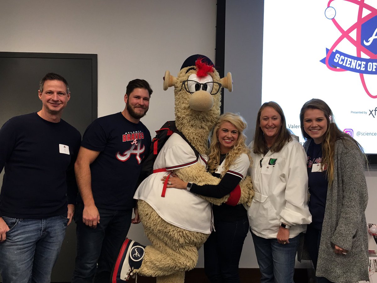 Learning about how we can incorporate baseball into the STEM curriculum with Blooper! #ScienceOfSports #AtlantaBraves #STEM <a href="/CreeklandMS/">Creekland Middle</a> <a href="/MrsJohnsonCMS/">Alexis Johnson</a> <a href="/stacyrich47/">Stacy Rich</a>