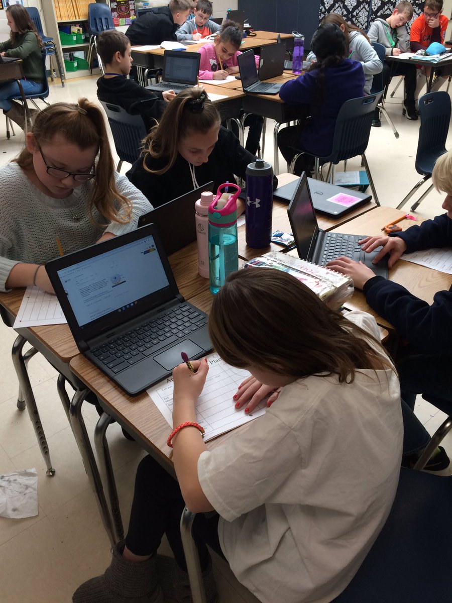 Using Technology to learn about cells today in class. <a href="/CCPS_VA/">Clarke Co Schools</a> <a href="/MTinsman_edu/">M Tinsman Principal</a> <a href="/CESGoPanthers/">CESGoPanthers</a>