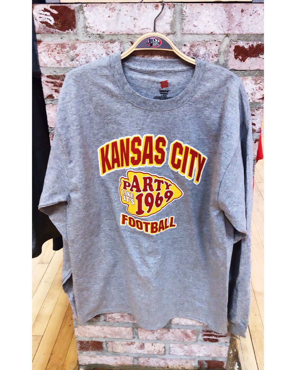 Jock's Nitch Sports - Downtown Pittsburg tweet media