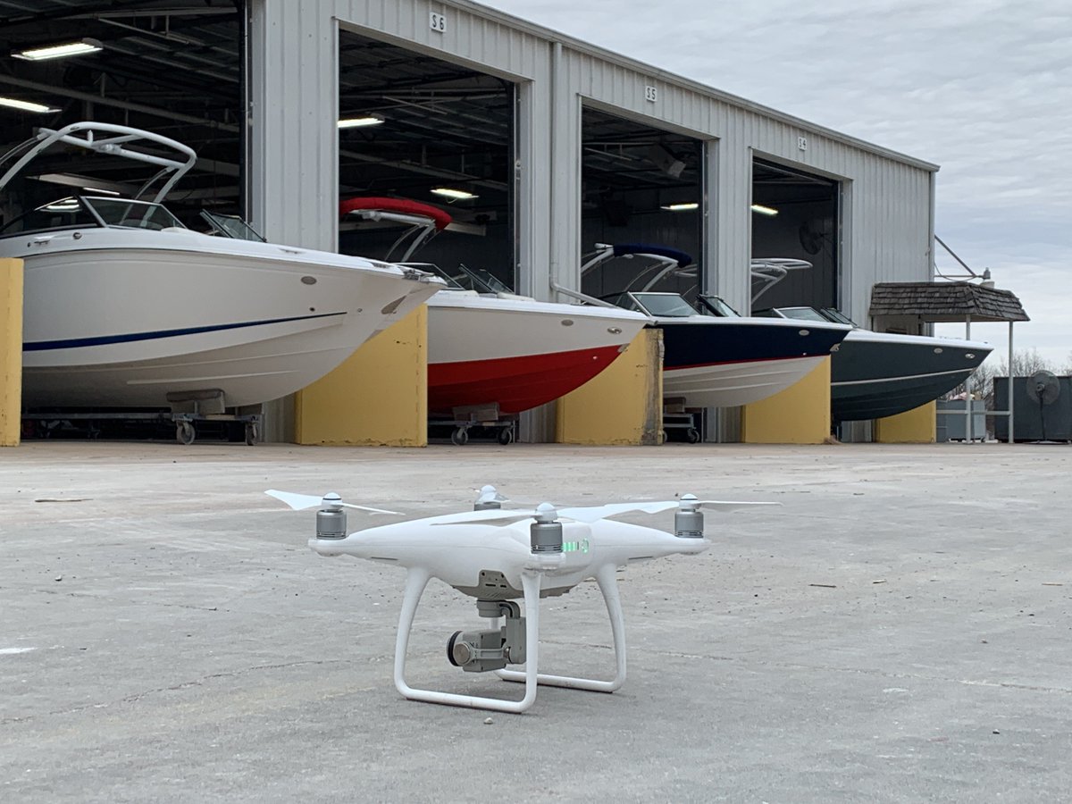 SMIdigital's tweet photo. Because drones and Fridays were meant for each other – day 2 on set for @CobaltBoats! 📸: @michaelpaoletti @BarkProdKC 

#tgif #onset #film #production #video https://t.co/AwNeES8m4P