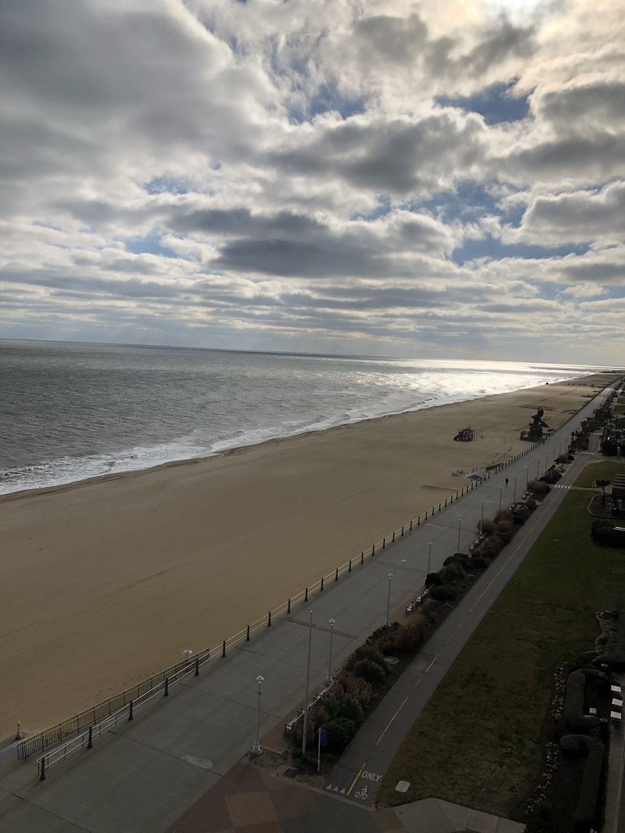 micke_loschen's tweet photo. #OneTeamVB #TeamMicke #ILoveThisBeach #TheDiamondDifference @DRIguy2017 @nanperusse8 @TheVacationDR @SBarry_WSO @VABeachFL @0neTeamVA https://t.co/Vayuh0o4Mb