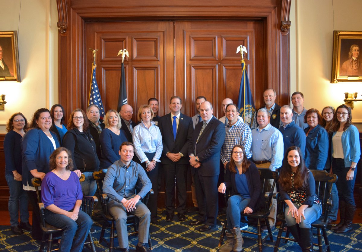 GovChrisSununu's tweet photo. Human trafficking is a tragedy that happens in every state and requires that we remain ever vigilant. Today, I was joined by members of @NH_HSEM in wearing blue to bring awareness to #HumanTraffickingAwarenessDay https://t.co/3X2ZCvh1iw