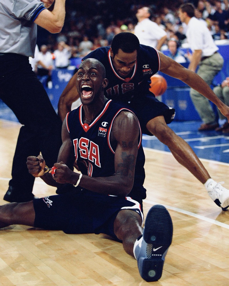 usabasketball's tweet image. #FridayFeeling 🙌🏽😤