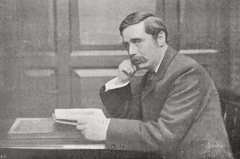 Apologetics315's tweet photo. “I am an historian, I am not a believer, but I must confess as a historian that this penniless preacher from Nazareth is irrevocably the very center of history. Jesus Christ is easily the most dominant figure in all history.”

– H.G. Wells https://t.co/pdIDScAyac