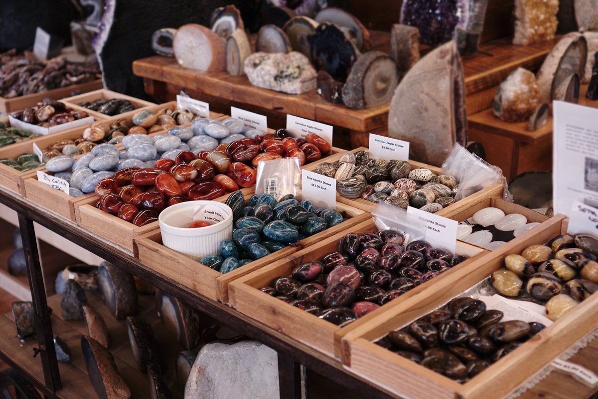 Springfield Leather tweet media