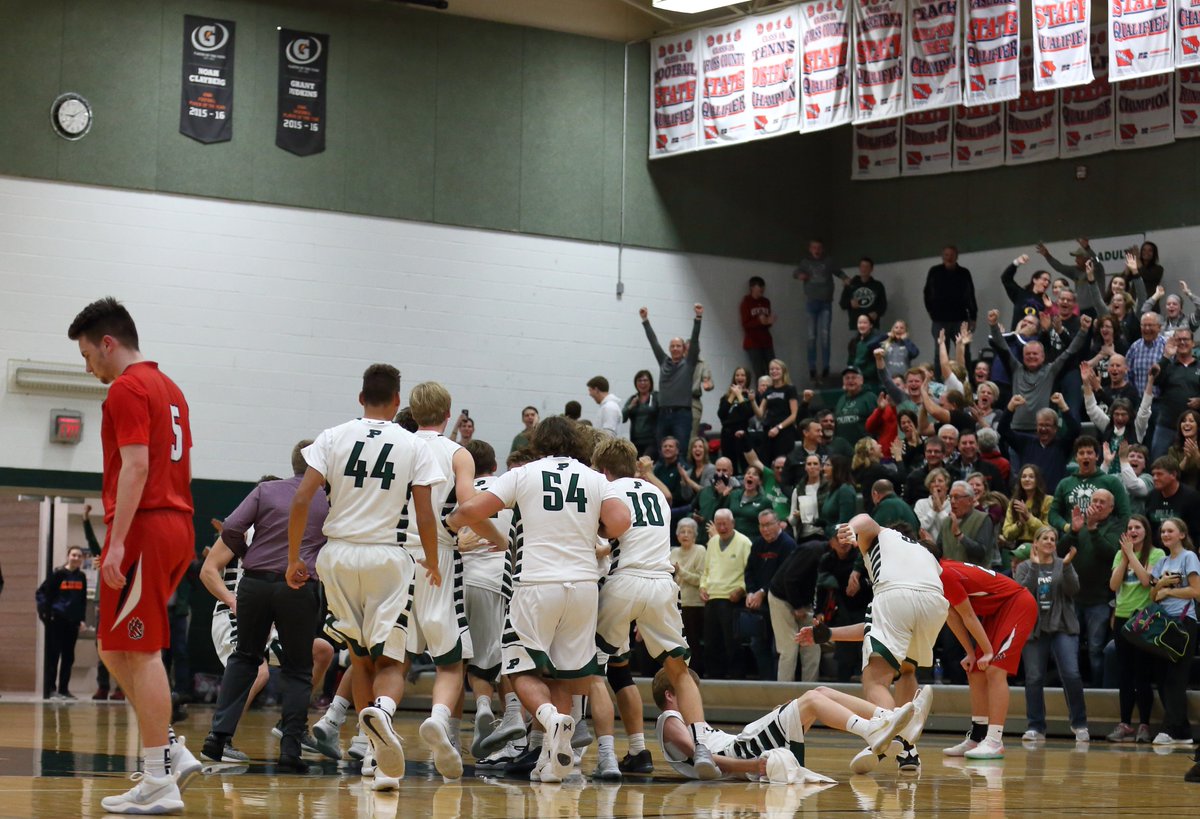 PellaActivities's tweet photo. Before &amp; After: The look of hope and joy! What a moment @PellaBasketball. Photo credit to Brent Larsen. @grannels21 buzzer beater vs. ADM https://t.co/74nIJrbI9W