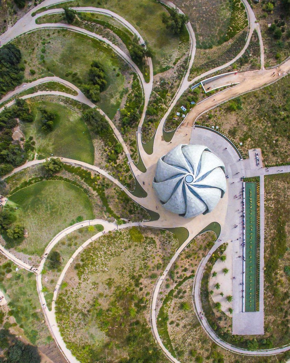 La mágica arquitectura del Templo Bahá'í. (Vía dein_pix | IG)