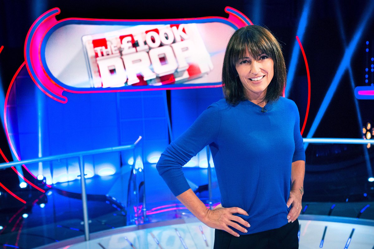4Viewers's tweet photo. The tension continues now on @Channel4 with the last of this weeks #The100kDrop, hosted as ever by the lovely @ThisIsDavina https://t.co/CcjZWOboKF