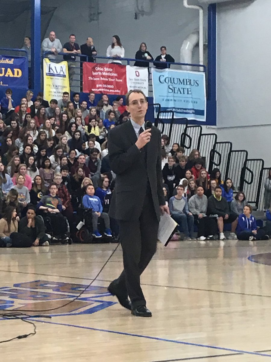 RGriff372's tweet photo. Thank you to Delaware County Judge Hejmanowski for talking to OHS about vaping and answering our questions!!  #proudtobebrave https://t.co/Qyc9l6ufjD