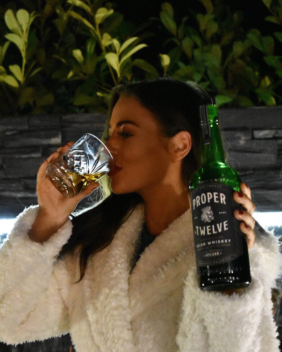 _MLKELLY's tweet photo. Proper Irish, Proper good craic & @ProperWhiskey ππ₯
@TheNotoriousMMA #theproperstuff https://t.co/DpKvlWMIgv