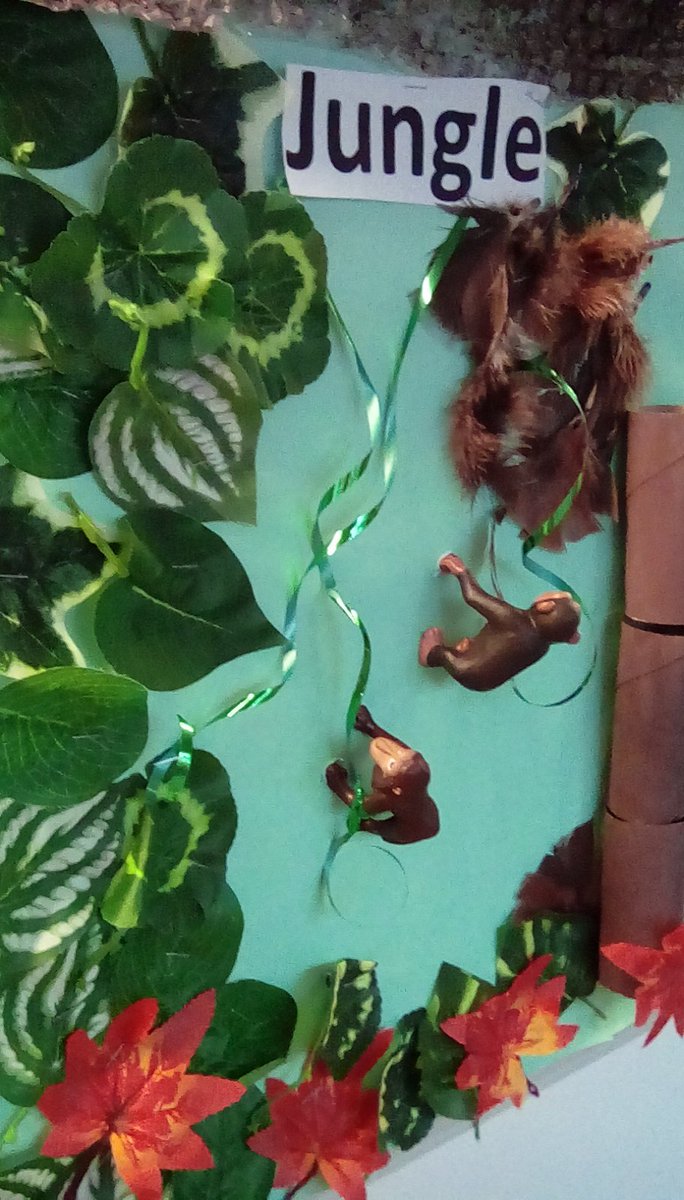 Making_Miracles's tweet photo. Take a sneak peak at a small section of our board here at Pre-School. 
I bet you can't guess our new topic...
🐈🐑🐄🐍🐒🐘🐯 https://t.co/2xViOo2Otq