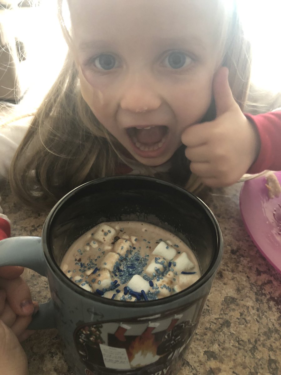 Getting our blue and white marshmallows in to prep for meeting <a href="/KSBarAndGrille/">KSBar & Grille</a> <a href="/bennysnell/">Benny Snell</a> tonight