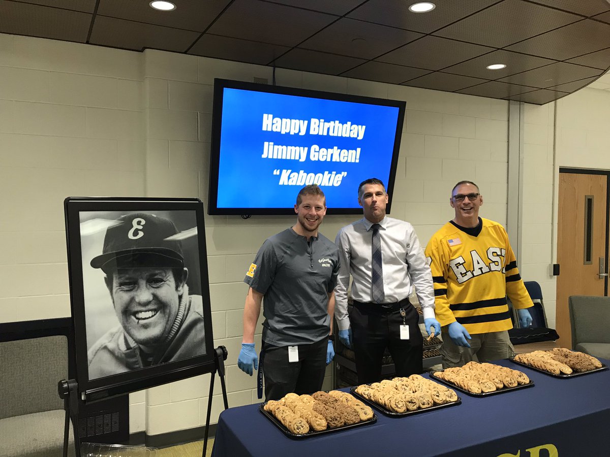 EGRAD5's tweet photo. Celebrating Jimmy Gerken’s birthday - “1 cookie at a time”
#GOEAST !
@jfee37 @HeidiKattula  @Lsjohnsto @Craig_Weigel @jackdoles https://t.co/ggBdY8UuOH