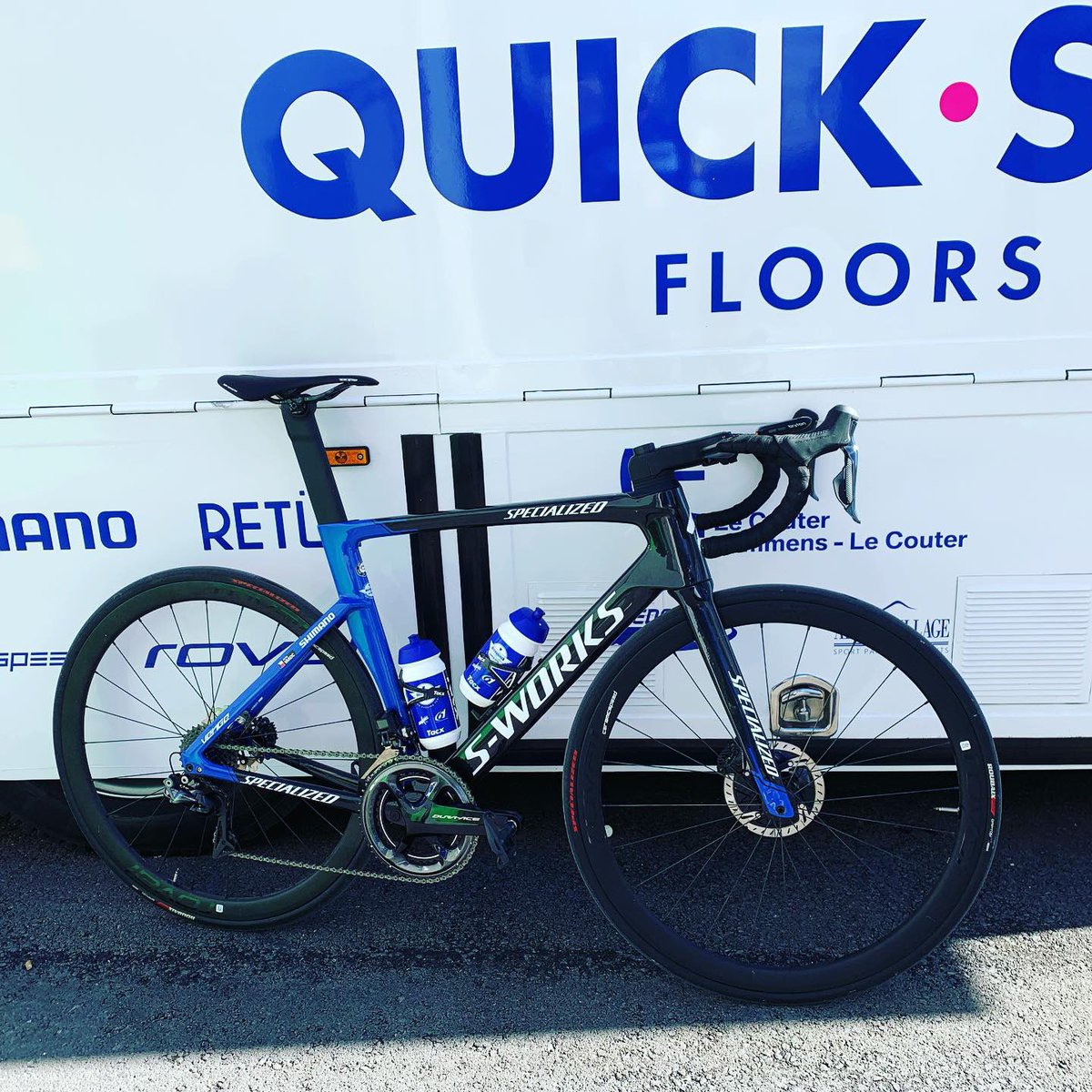 This bike is faaaast! 🚴🏻‍♂️💨💨💨 love my new @iamspecialized #Venge. #aeroiseverything