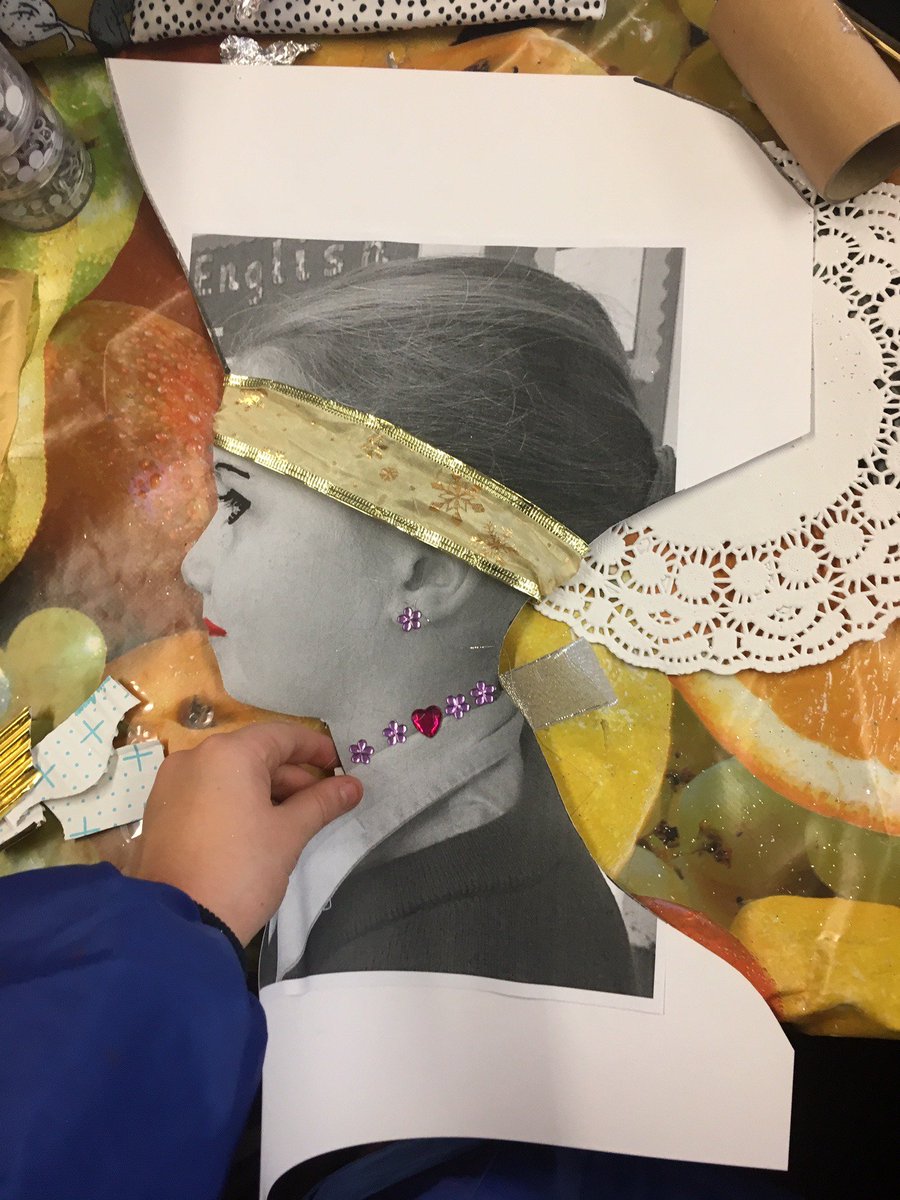 Year 4 Egyptian art in the making.  Opulence and imagination are the keywords for this Friday afternoon.