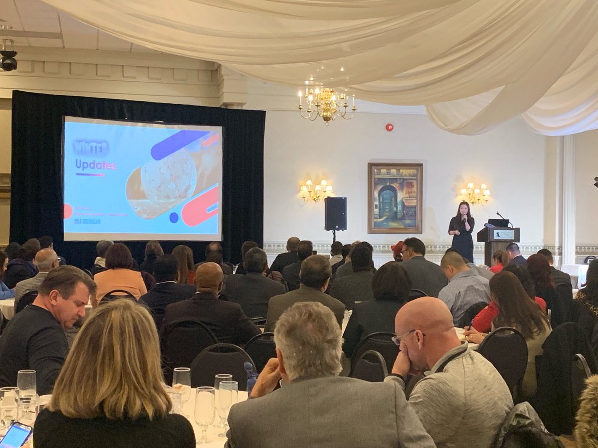 sli_for's tweet photo. We are having a very happy Friday presenting and meeting advisors at the Experior FInancial Group Gala and 5th anniversary event.
#hamont #experiorfinancialgroup #herewegrowagain #specialitylifeforadvisor #lifeinsurance #nomedical #wegotyoucovered #distuptors #simplifiedissue https://t.co/nOO7svSpQ7