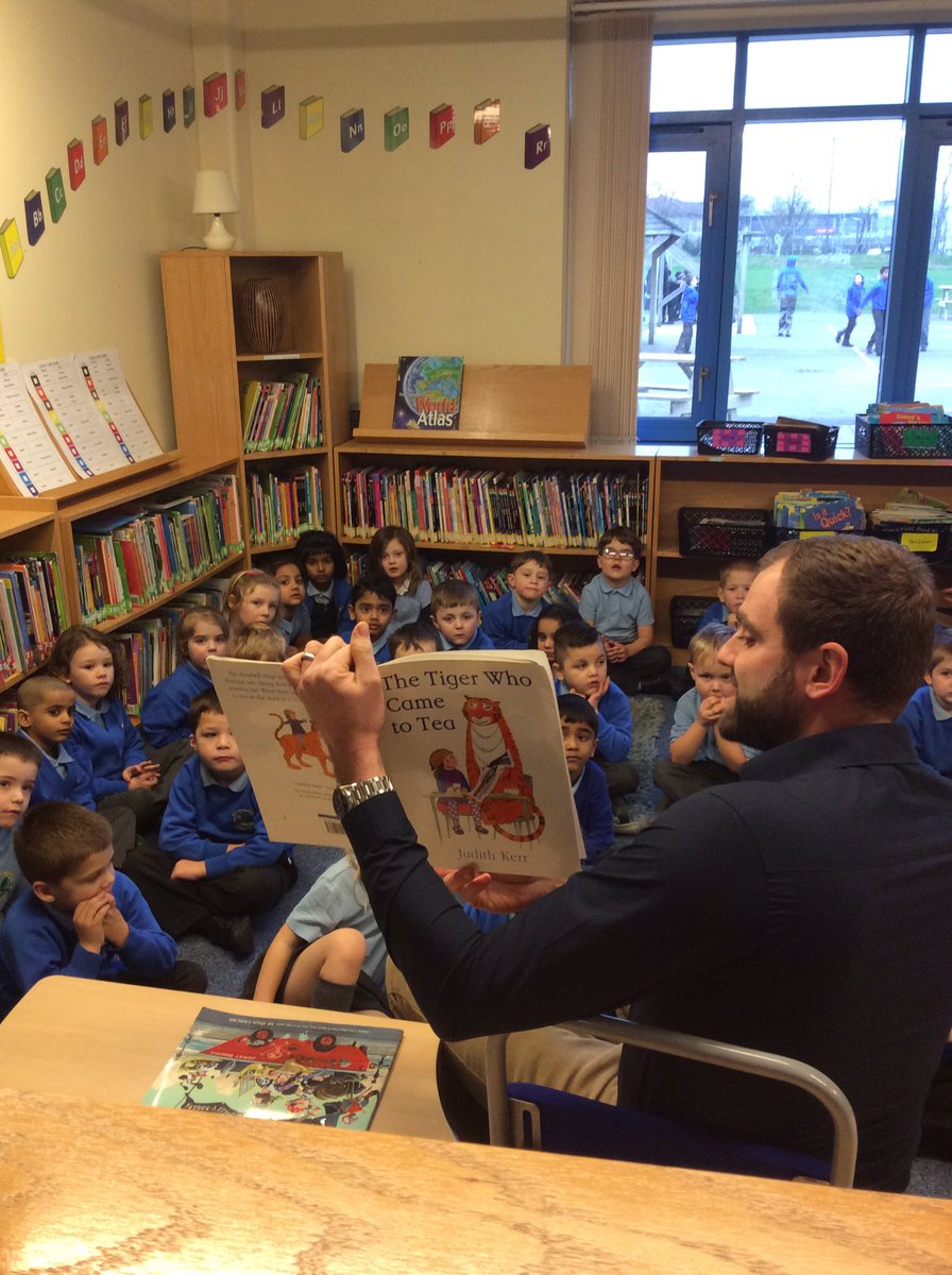mbk_yr's tweet photo. We loved the stories from our first mystery reader of 2019! Thank you for coming and reading to us 📚😀👍 https://t.co/ROgU7JjGCN