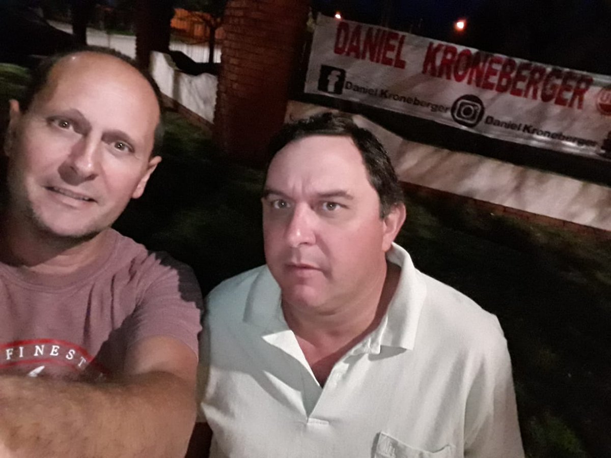LarovereFabian's tweet photo. Poniendo pasacalles #VamosLaPampa queremos una provincia diferente en febrero acompáñanos con tu voto https://t.co/ukp2X9Brsw