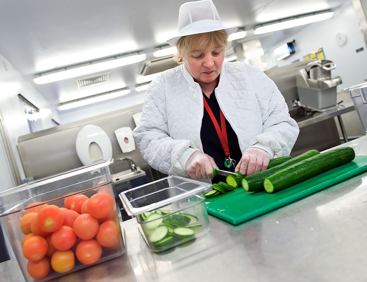 SercoJobsUK's tweet photo. Food Service Supervisor - Whipps Cross Hospital, London
We're looking for someone who is passionate about delivering high quality food to our patients! For details click below, and search for requisition number 56486 #sercoandproud #makeadifferenceeveryday https://t.co/Gfqt3EnkBT https://t.co/wKZK0bSYQd