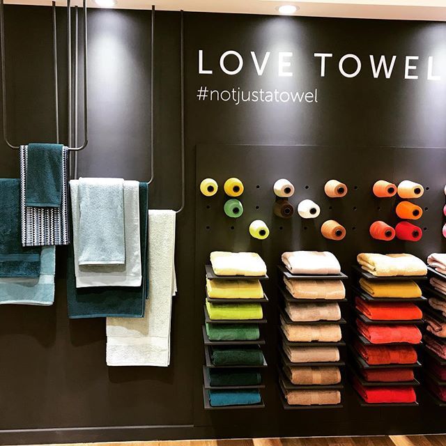 silverleopardw4's tweet photo. @christy_home Towel wall from out House of Christy design this week at #hemitexile2019 #heimtextil #colour #towels https://t.co/jadZ2v5Lpo https://t.co/VVv7ndCEAo