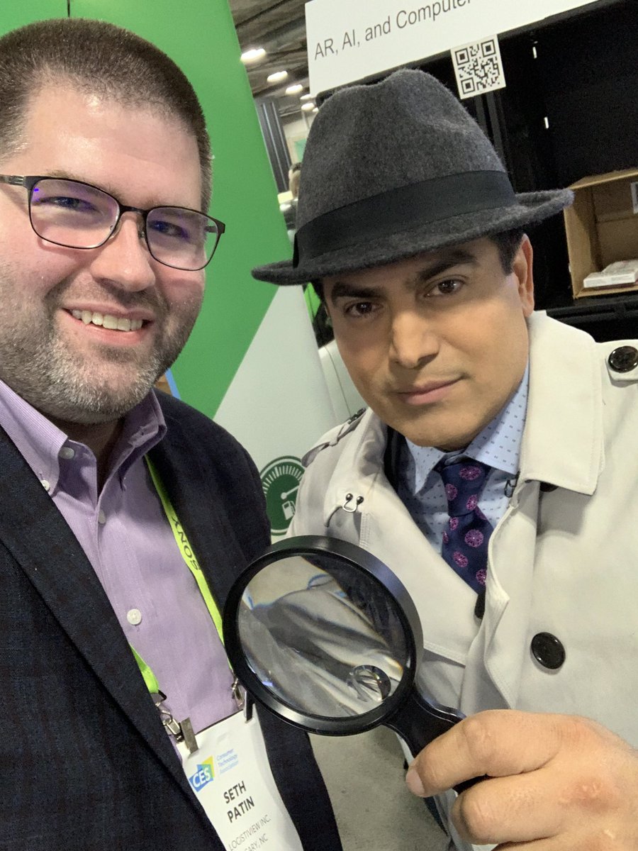 SethPatin's tweet photo. Muchas Gracias @JorgeMiramontes of @Telemundo for visiting @logistiview at #CES2019⁠ ⁠ to talk about connected workforce technology and how it can help improve frontline #workforce productivity and job satisfaction! https://t.co/YExYUrAmuE