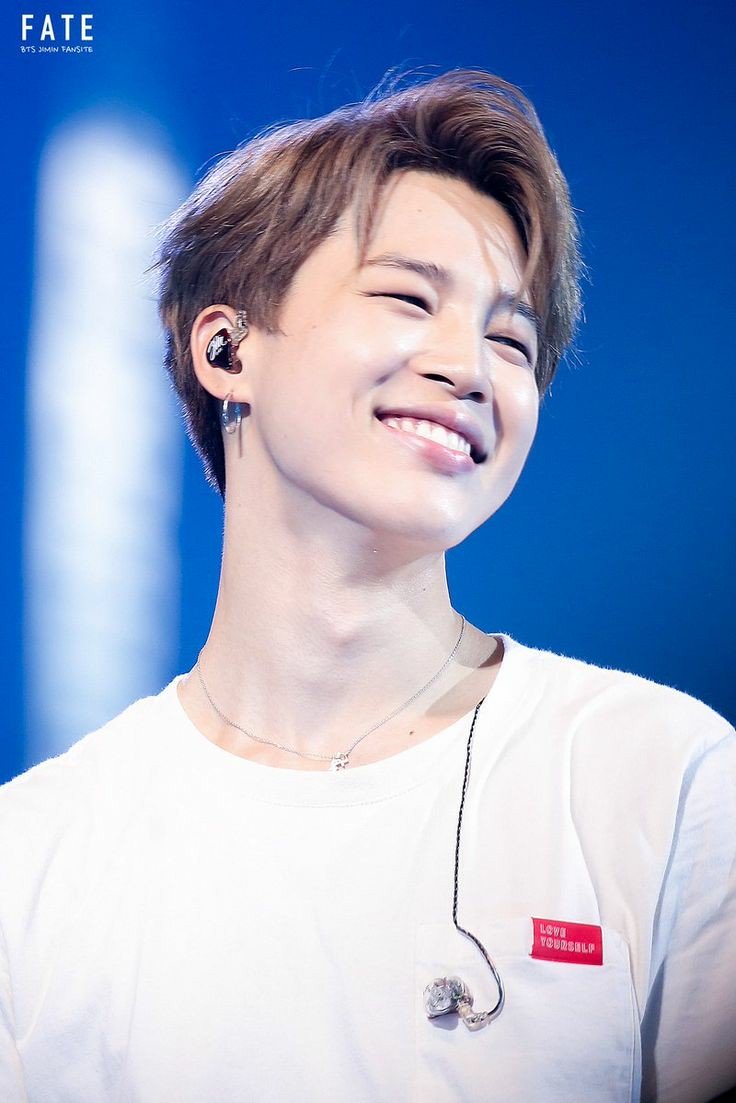 purpleheart1437's tweet photo. @luvekth @BTS_twt Jimin @BTS_twt https://t.co/O0iP6QumAY