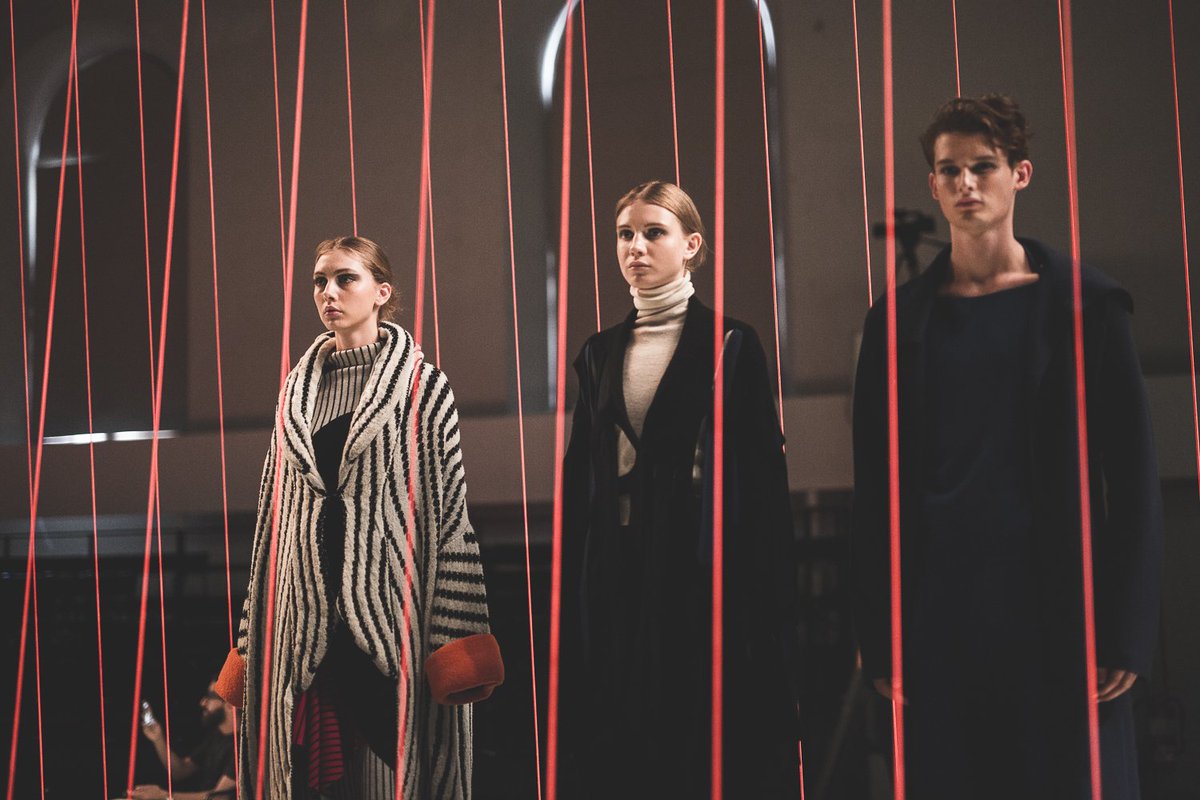 AccaCostumeModa's tweet photo. 2wks left until our MA Fashion Show, Creative Knitwear Design at #ckdfashionshow #PittiFilati #pf84 π₯ Wednesday 23th Sala della Rotonda, Florence β€π«πͺπ» #ckdfashionshow
Images from the last CKD Fashion Show at @Pitti_Immagine , 2017 #tbt
#accademiacostumeemoda #madeinaccademia https://t.co/nvILmO46G5