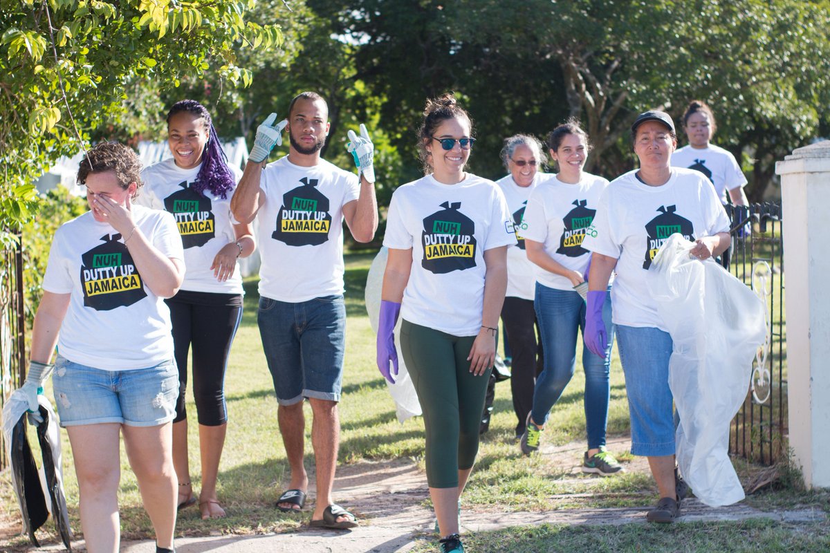 nuhduttyupja's tweet photo. The last @nuhduttyupjamaica cleanup network event for 2018 by @ActsOfGraceFDN
at Great Bay, St Elizabeth. Stay tuned to our page for more information on how to join the 2019 network! #nuhduttyupjamaica #signuptocleanup #cleanupnetwork @tourismja @Wisynco https://t.co/h0CK9pWav5