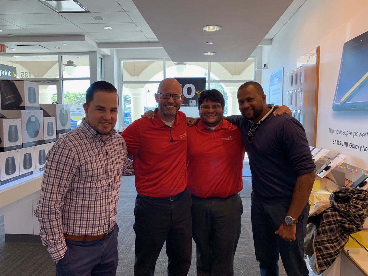 Joined an accessory workshop in  <a href="/PHonologist1906/">Terrell</a> district in SWFL today. Well orginized by <a href="/mattDietch/">Matthew Dietch</a>. They have 1 of highest APH 4 a reason. Partnership truly on display 2day. <a href="/MichelCombes/">Michel Combes</a> <a href="/tracySprint/">TracysPrintDesigns</a> <a href="/EddiePryor7/">Eddie Pryor</a> @SprintSouthEast <a href="/bbeveridge/">Brett Beveridge</a>