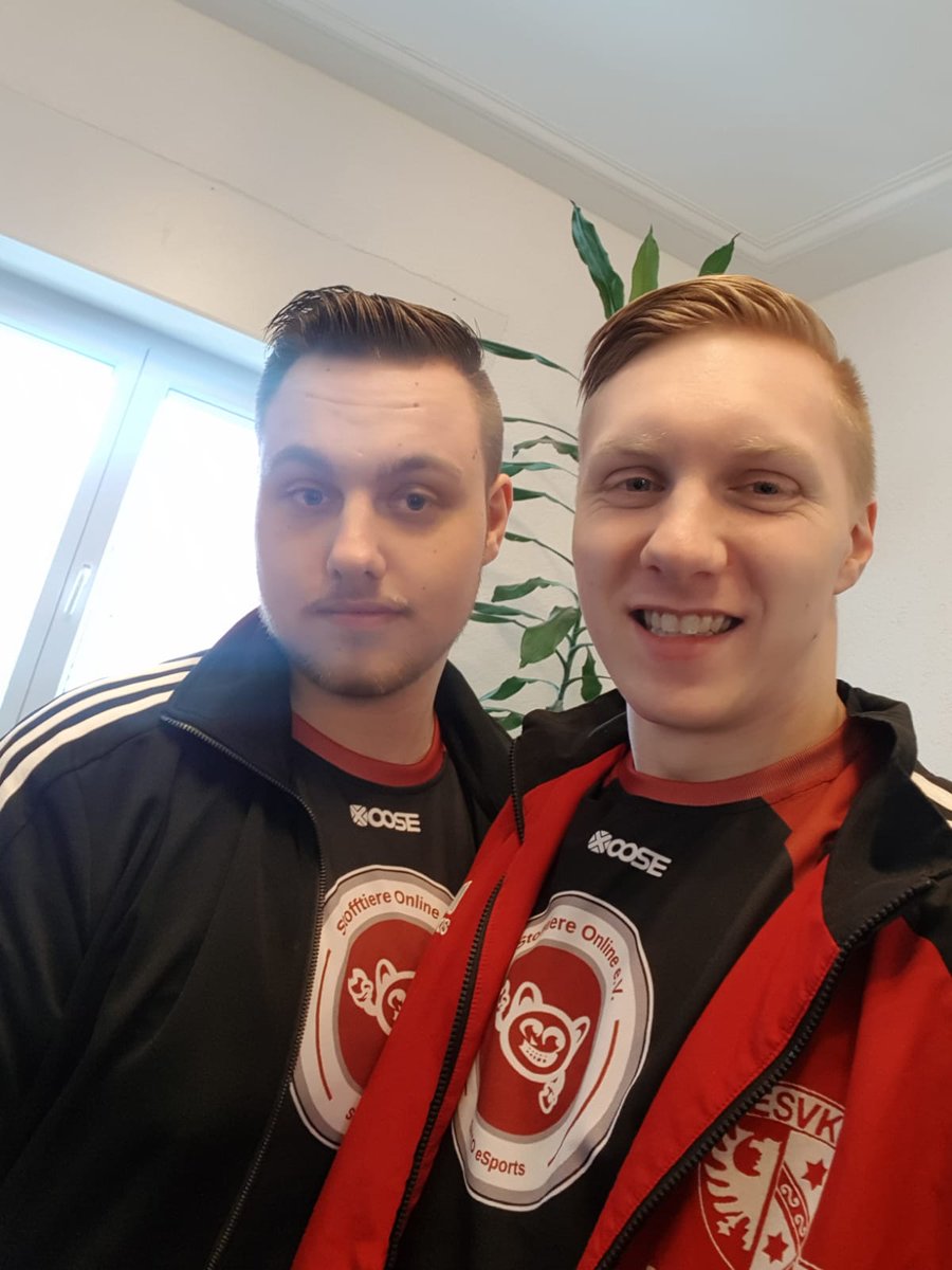 mySFTO's tweet image. Unsere CS:GO Academy Jungs Bootcampen das Wochenende über bei @praccsterNET in Saarbrücken. Wir wünschen den Jungs daher viel Spaß!

praccster.net/de/home/

#CS:GOBootcamp @XOOSE.de @nexteamspeak.de 

Hier noch ein paar Bilder die die Jungs geschossen haben :D 

#SFTO!!!