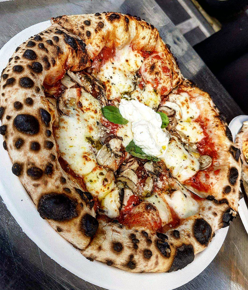 TheRusticCrust's tweet photo. Sorry folks not working this week...Busy plotting and planning a busy 2019 with Mrs Crust..so enjoy a mushroom #pizzanapoletana with #parmesancream .... https://t.co/u7x4ZwRdS5