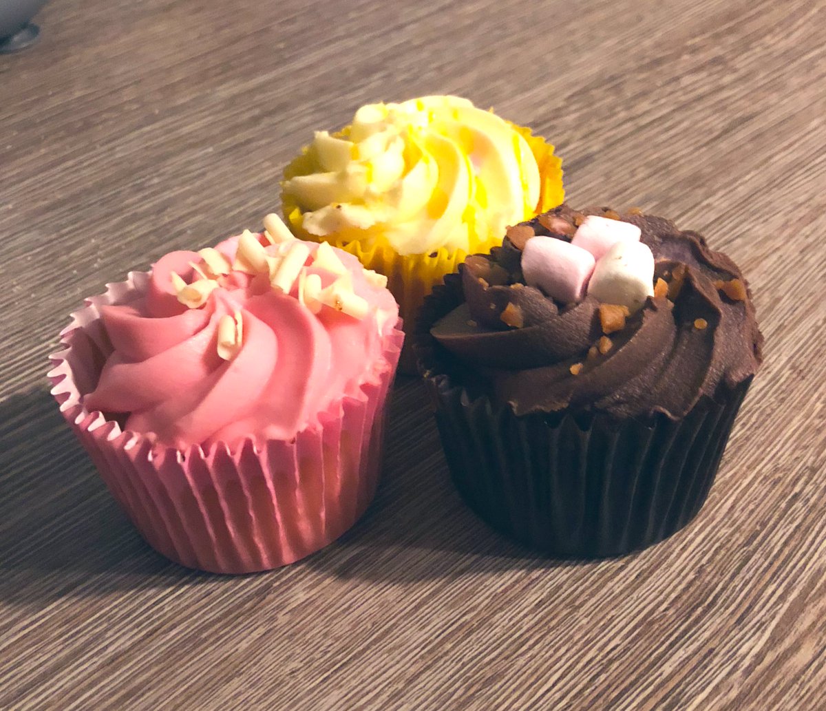 katsandkins's tweet photo. Thank you so much to the lovely folks @Trans2P for the birthday cupcakes while I was at a training session today. Really kind and totally unexpected. Not many left! #actsofkindnesshull #itsthelittlethings https://t.co/bhNiPl9DEW