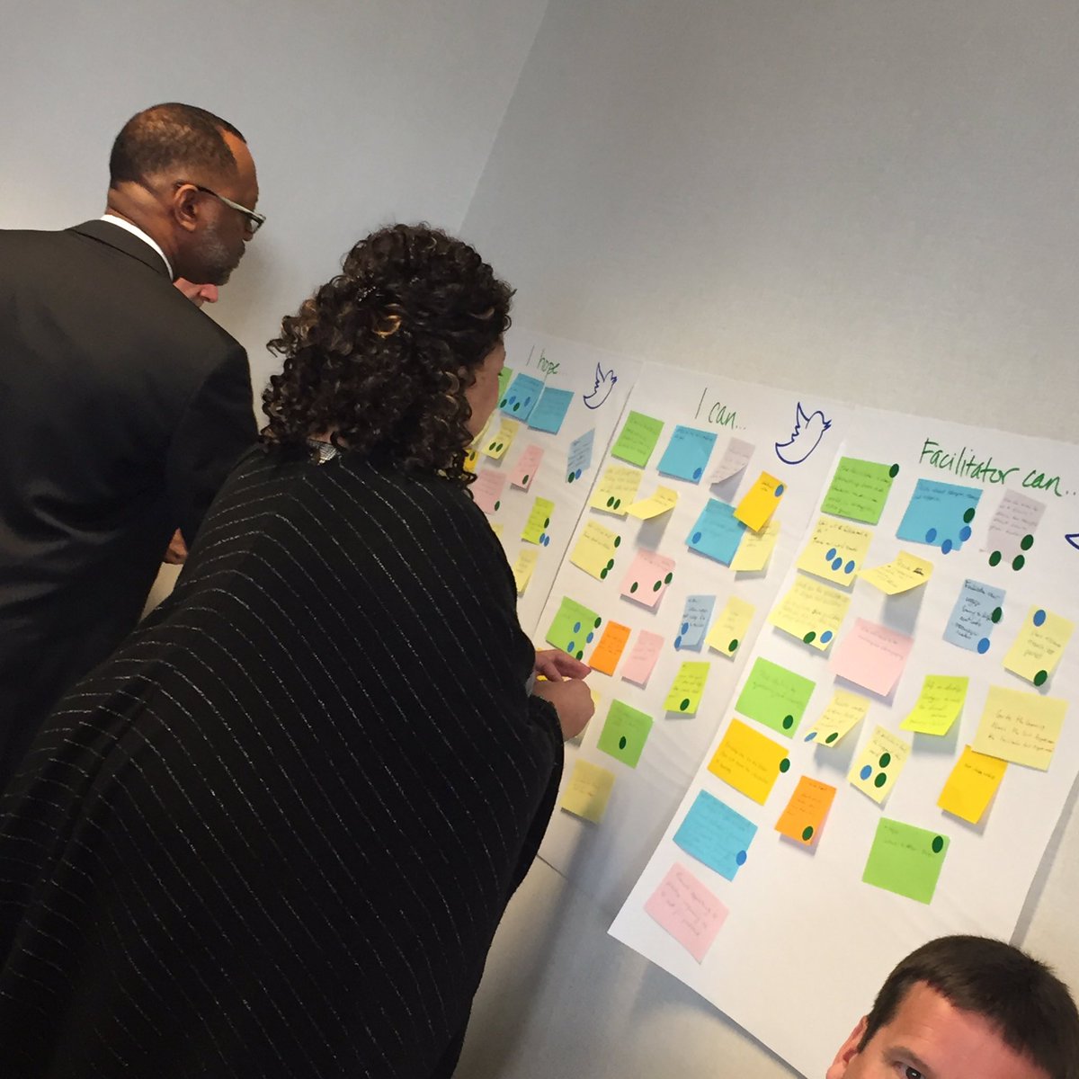GLISI's tweet photo. Using old school Tweetdeck, #RPS, and Frayer model cycles to set up readiness for learning about creating vibrant cultures where #adultscangrow and #weaknessisstrength with GSSA #SPDP 💥leaders! https://t.co/Meo0ActBVy