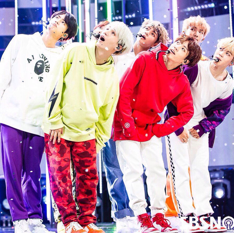 Bts go go фото. Bts go go. Эра go go bts. Bts go go одежда. Bts go go.