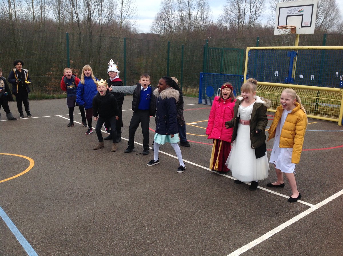 MrClark_CS's tweet photo. 'Be a Norman day' was a success! Thank you for all of your effort with the costumes! #cornerstones #engage #1066 https://t.co/JOVpfxfXjT