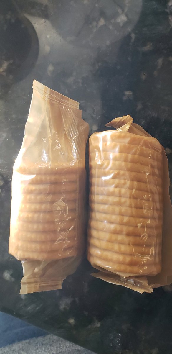 stevenlmass's tweet photo. @Ritzcrackers what's up wit dus?:D https://t.co/wPze1k9yKA