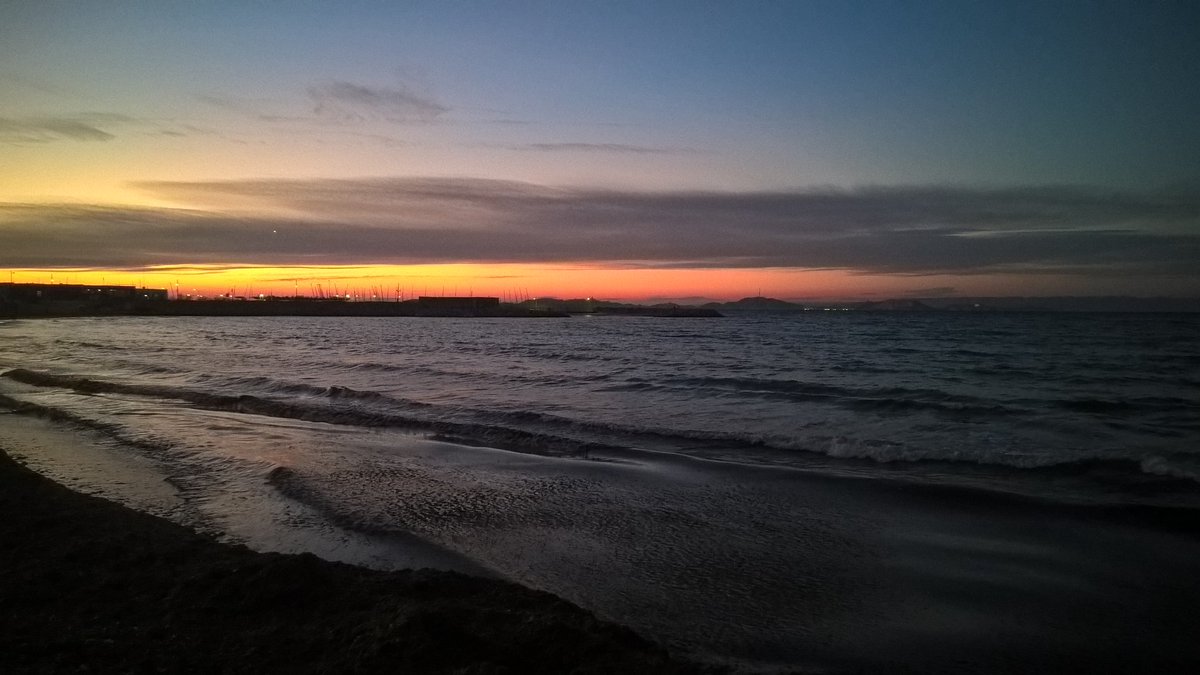 RafiHamal's tweet image. Sunset ...  #Marseille #PointeRouge