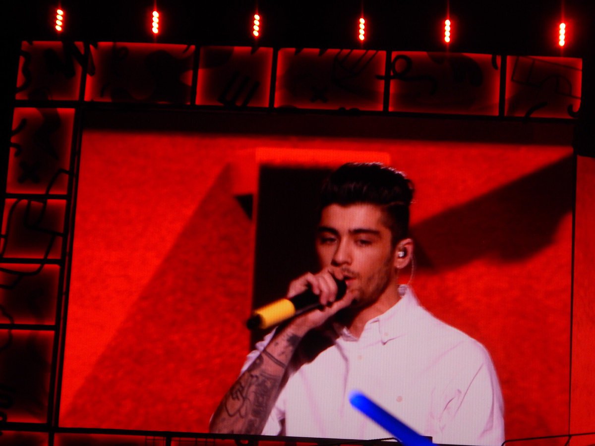angel_smile83's tweet photo. #HappyBirthdayZaynMalik
#HappyBirthdayZayn
#OTRAt 🇯🇵🥺❤️ Lots love.xo https://t.co/KtT0pPvXob