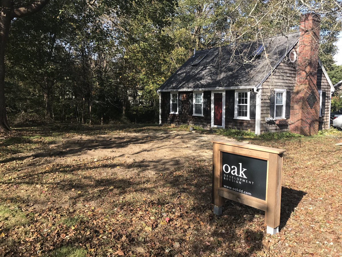 pjantonik's tweet photo. Be sure to tune in tomorrow at 10:00am on @NESN as we continue our adventures turning homes like this into one-of-a-kind masterpieces. It may not look like much now, but you won’t believe what the finished product looks like once my crew is done with it! #heartofoaktv https://t.co/ucmB5J4YqN