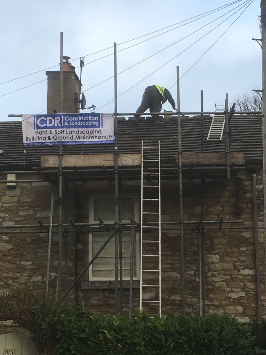 cdrconandland's tweet photo. Another scaffold up for a roof repair in Helmshore for a regular customer.
#helmshore #TeamCDR #roofrepair #buildingmaintenance #Rossendale https://t.co/xhMI03vsSe