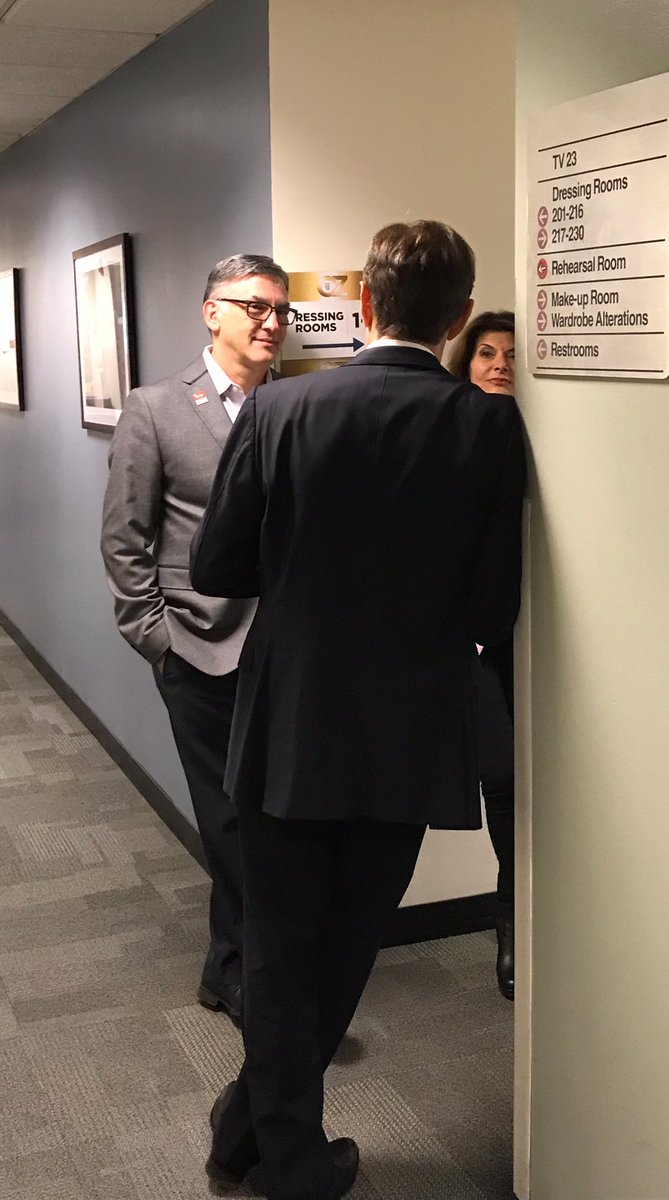 tonkazona's tweet photo. Getting ready to shoot an episode of the Dr. Oz show - featuring #flip50. Be sure to catch the airing next Friday, Jan. 18. A little of hallway chatter with @DrOz and @ArchelleMD, a @TivityHealth board member. https://t.co/SjKBa3M4Ij