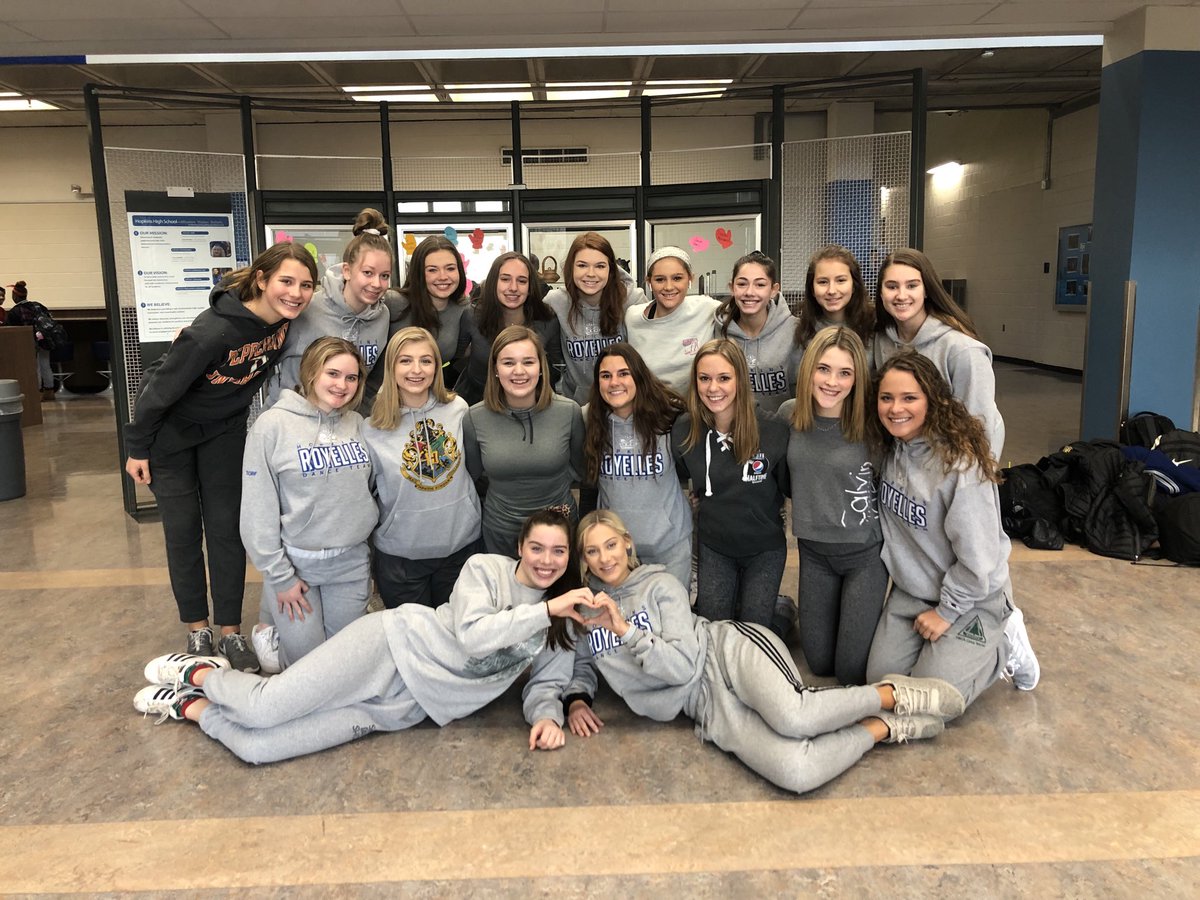 Pop out to Lindbergh TONIGHT @ 6:30pm for the Dance Team Lake Conference Championship and SENIOR NIGHT! Show some love for HRDT and #packthestands 💙👯‍♀️
