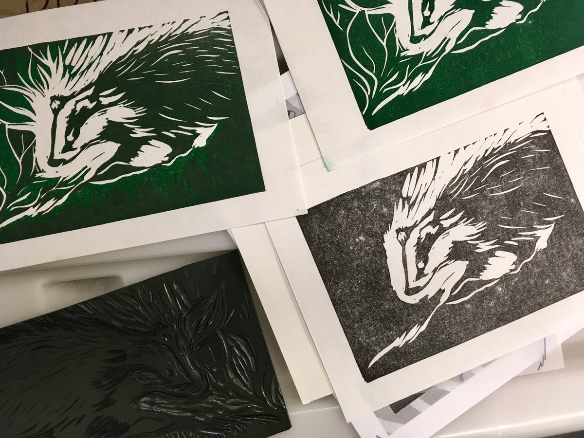 First print workshop of 2019    🙌🎉🎉🎉🎉🎉🎉🎉🎉🙌<a href="/BluecoatPrint/">BluecoatPrintStudio</a> <a href="/theBluecoat/">Bluecoat</a> #linocut #printmaking