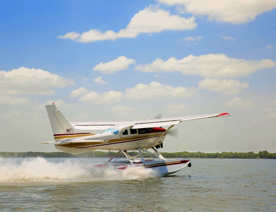 TravelSouthMag's tweet photo. Check out Lake County's editorial in Travel South Winter!
https://t.co/ZLp3UxMtVL
.
.
.
#TravelSouth #winter #LakeCounty #southern #winter #holidayseason #travel #visit #explore #vacation #adventureseeker #plane #Florida #newyear #January #familytime #read https://t.co/TYt4Kotg7v