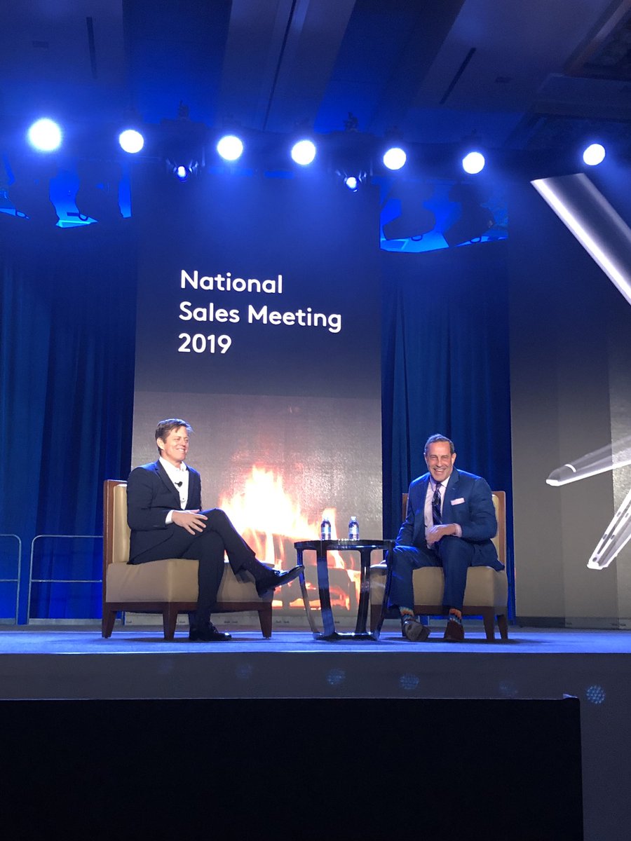 jmb7141972's tweet photo. Such an honor &amp; unique opportunity to interview a world renown surgeon &amp; friend that is now a da Vinci patient.  He shared his story of undergoing surgery from perspective, as a surgeon, executive and father that truly inspired the audience. #NSM2019 #davinciroboticsurgery #Cerf https://t.co/vW5afY57Jc