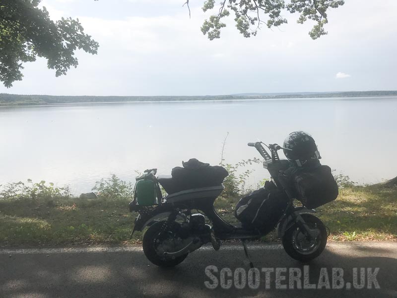 ScooterLabUK's tweet photo. Are you up for a challenge? One lucky scooterist could be riding a 135 Vega from Italy to Germany: https://t.co/wWrbznqnZ8 #RiminiLambretta #CasaPerformance #ScooteristM meltdown https://t.co/RuxMGb32Vn