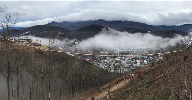 North America's longest pedestrian bridge, aptly named, SkyBridge, is soon to open in Gatlinburg. Are you brave enough to walk across it?
☁️☁️☁️
@gatlinburgskylift <a href="/visitgatlinburg/">Visit Gatlinburg</a> #familyfun #famlife #familylife #nashlife #momlife #dadlife #kidlife #tra… bit.ly/2AGmCP4