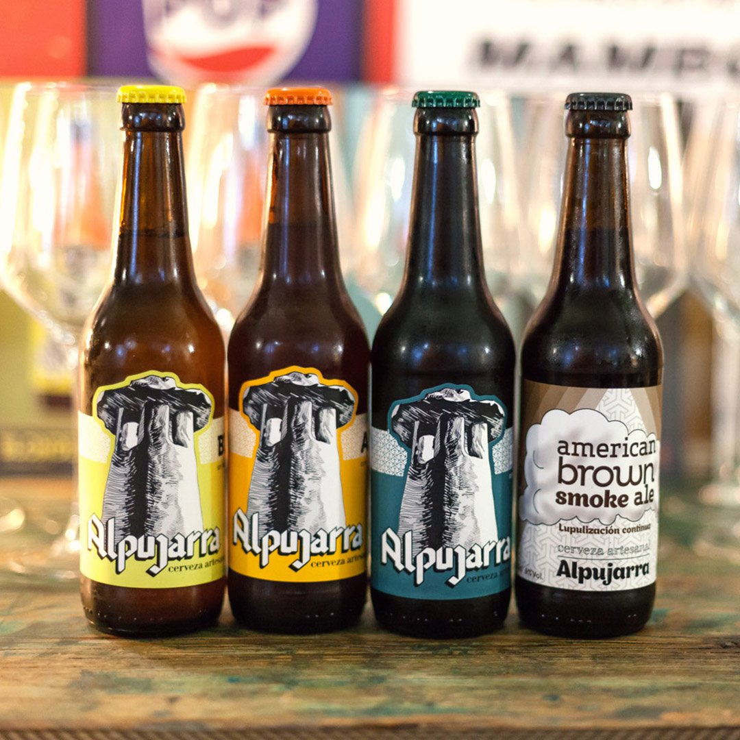 Diseño de etiquetas para cervezas Alpujarra
Alpujarra Beer labels design.
アルプハーラのビールラベルをデザインした.
#design #designed #beer #granada #spain #graphic #paper #graphicdesign #デザイン #シルクプリント #スペイン #art #limited #edition #デザイナー #craftbeer #beerdesign